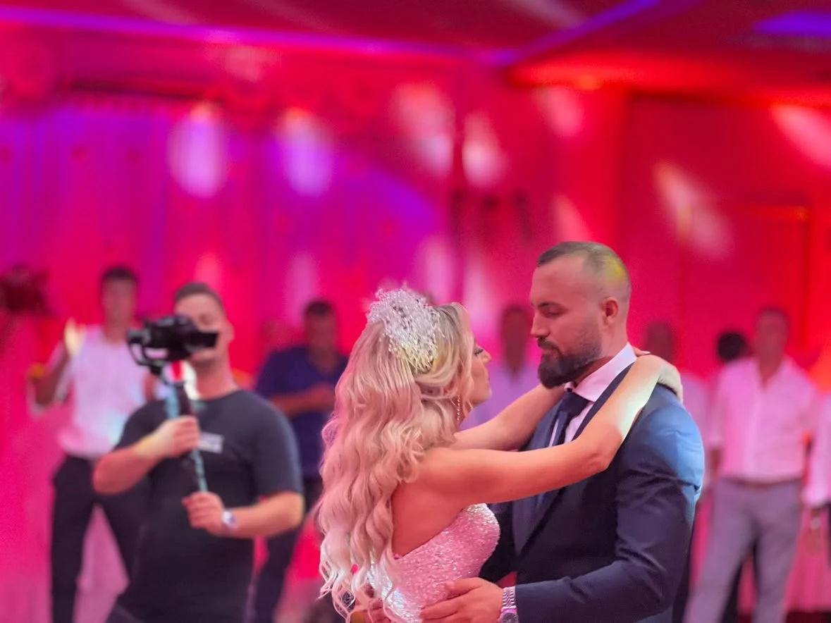 Momente dhe shkëlqim në Modus